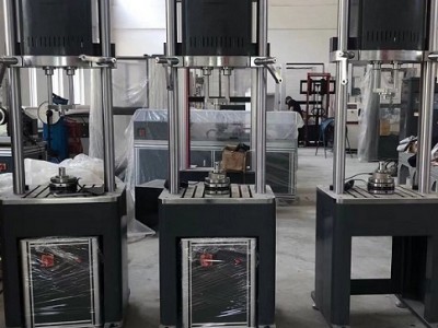 生物材料拉压式动态疲劳试验机图1