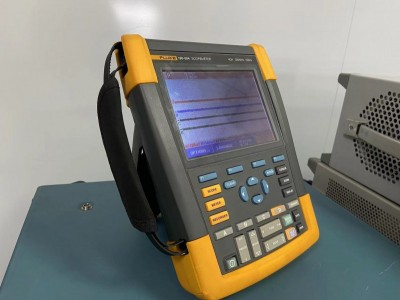 出售fluke190-504手持示波器图2