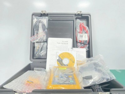 出售全新fluke125手持示波器图3